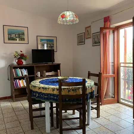 Casale Degli Ulivi *